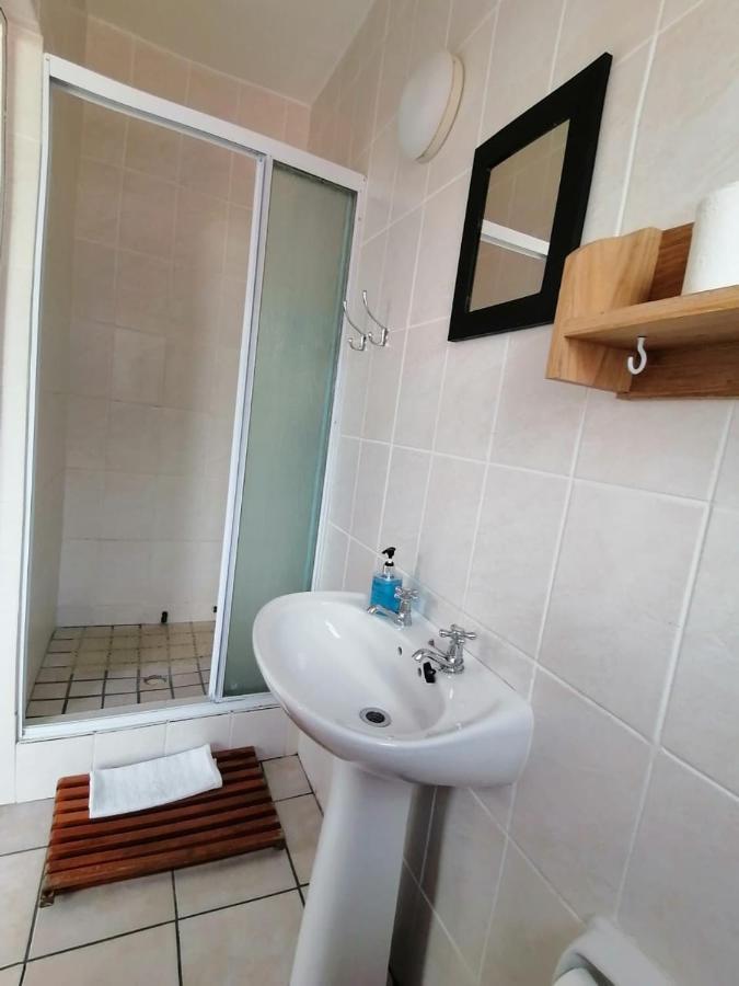 Oom Piet Accommodation Gansbaai Exterior photo